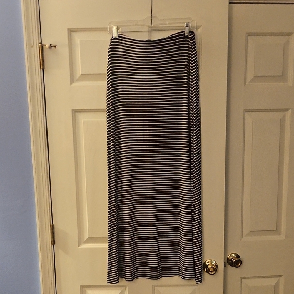 Ann Taylor Monochrome Striped Maxi Skirt
